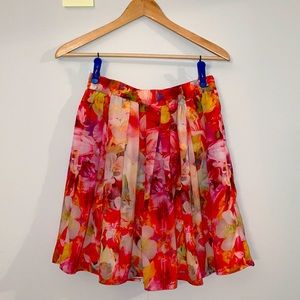 Vince Camuto floral skirt!!